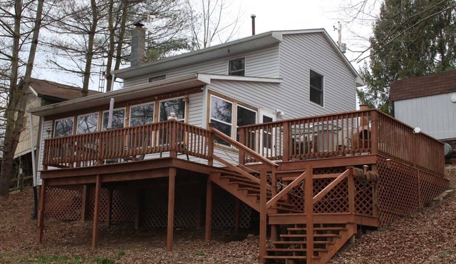 Fisherman's Cottage at Burr Oak Lake, Near Athens, Ohio University & Nelsonville