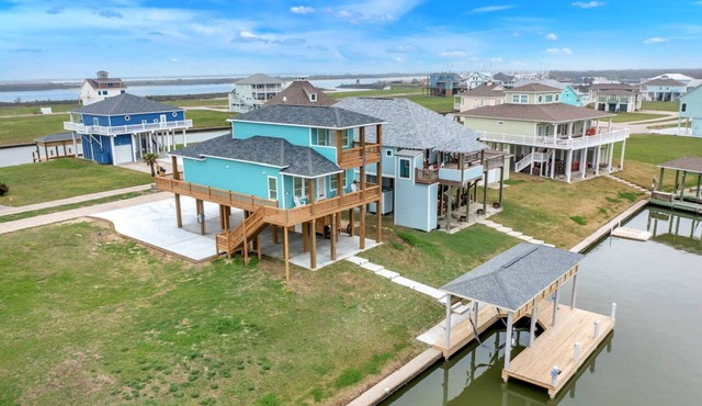 Fisherman's Delight - Anglers will love this bayside beauty w/boat slip/lift