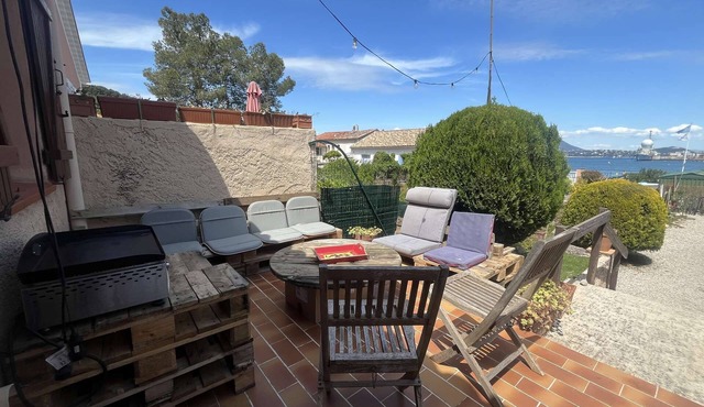 Fisherman's house, Saint-Mandrier-sur-Mer, air conditioning, sea view