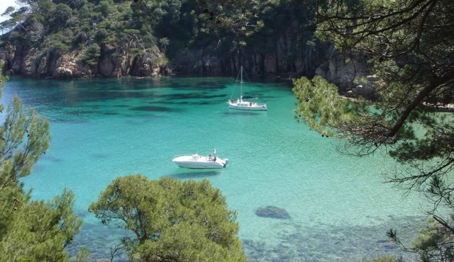 *Fisherman's house located 20 meters from the promenade and the beach of Sa Tuna (Begur)*