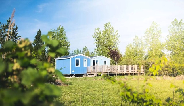 Fisherman's hut - 3 bedrooms - Ergonomic living room with 1 dining area & 1 sitting area - Large open-air terrace 6