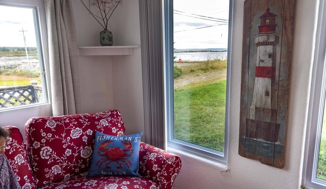 Fisherman's Rest House 30 meter distant to beach, sleeps 5