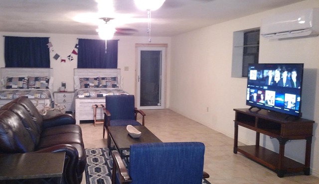 Fisherman's Suite, Private King Bedroom, Two Double beds, Pier, Boat Ramp