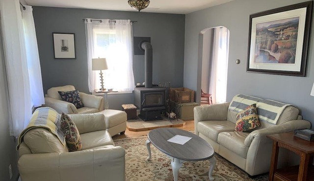 Fisherman’s Cottage facing open Ocean. Sat -Sat. Weekly rentals preferred. Max 5