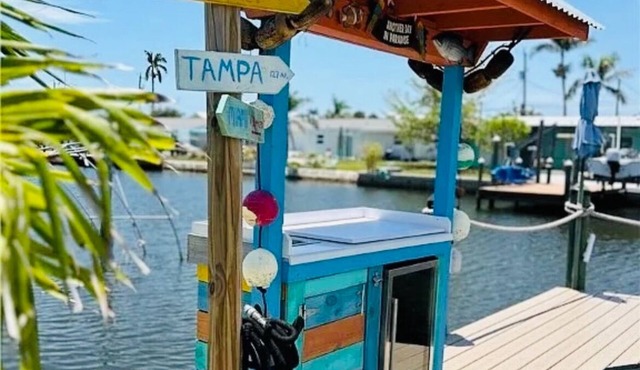 Fisherman’s Paradise Cozy Waterfront Retreat Matlacha - Your Dream Escape