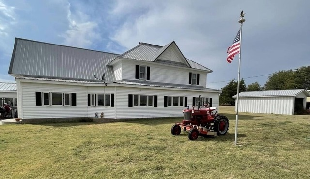 Fishermen, Hunters, Family Getaways, Retreats & More at Spring Creek Cottage