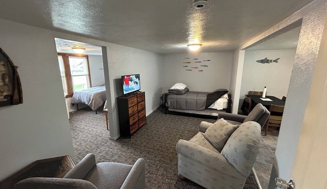 Fishermen’s Denn, close to Lake Erie Islands, boat ramps, ferries, and marinas