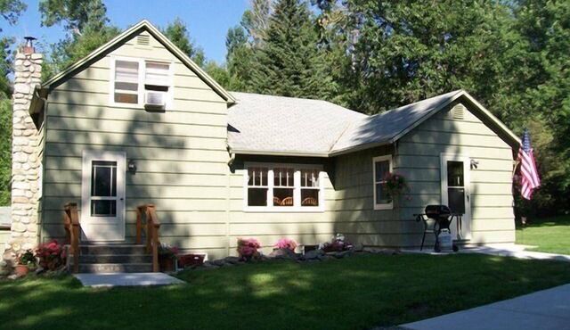 Fishing, Bird Watching, and Star Gazing on Fishtail Creek