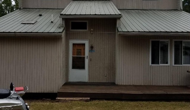 Fishing, Boating, Golf , Hunting - perfect getaway. Near Augusta for Masters