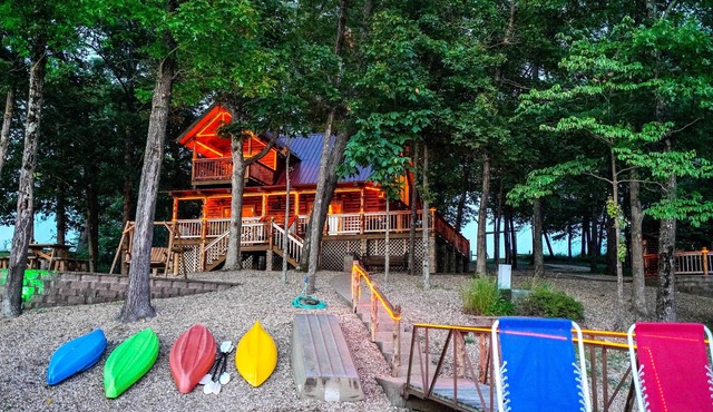 Fishing Boats Coming Spring '26! Macks Creek Cabin