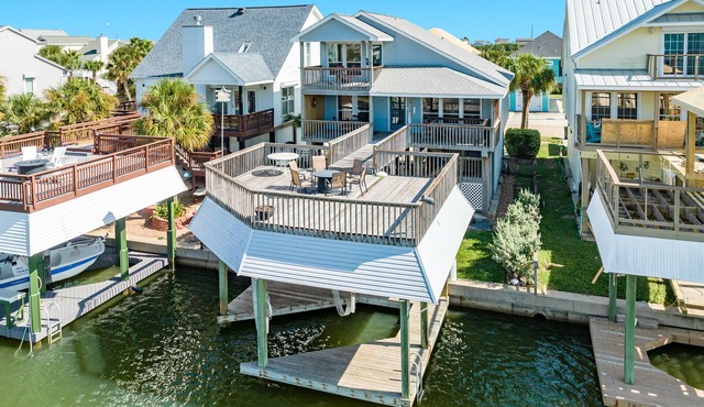 Fishing Paradise! Canal Home w/Large Deck & Open Floor Plan