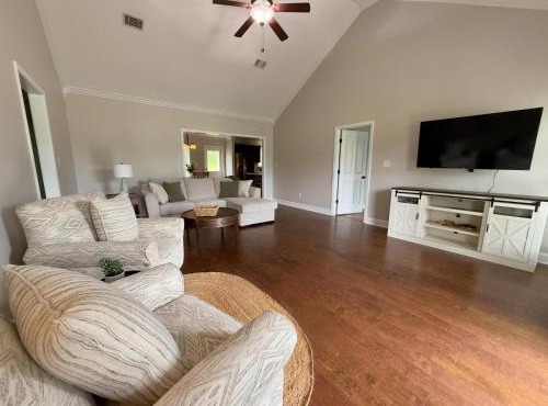 Fishing, Parks & More Leesburg Escape 4Br Home