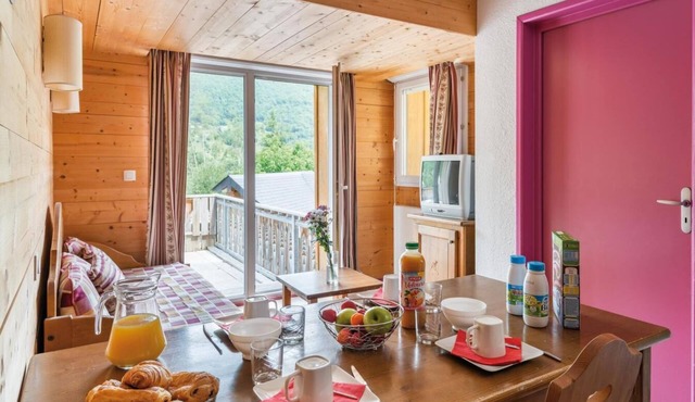 Fitness, swimming pool, terrace, balcony, parking, tv, ski locker, 53m², Cauterets
