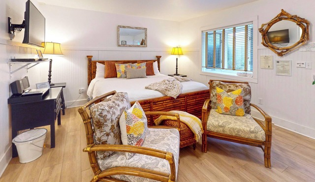 FITZGERALD`S COTTAGE SOUTH at Gearhart Beach - Two Blocks to Beach PET FRIENDLY