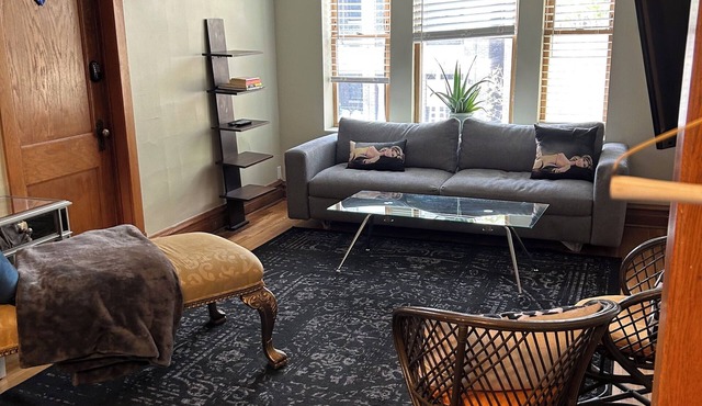 Five bedroom - 3 bath - Sleeps 12