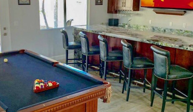 Five Bedroom Five Bath Residence in Vegas
