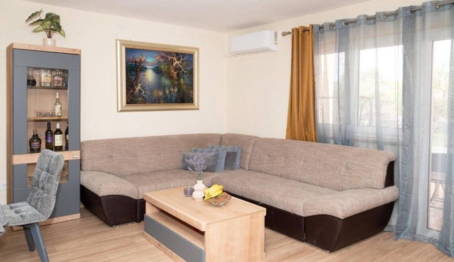 Five Bedroom Villa With Pool