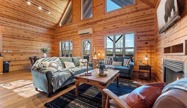 Five Cabins in Jasper - Perfect For Large Groups!