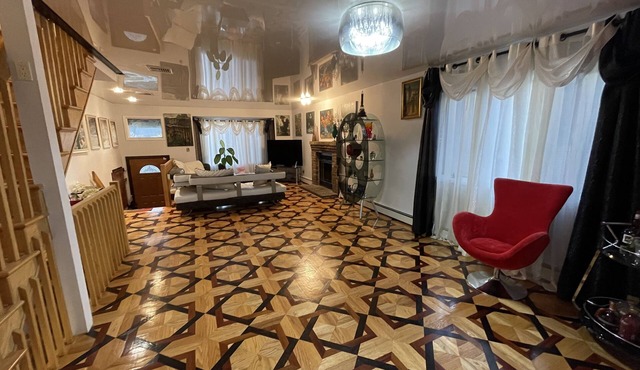 Five minutes walk to GWB/NYC -