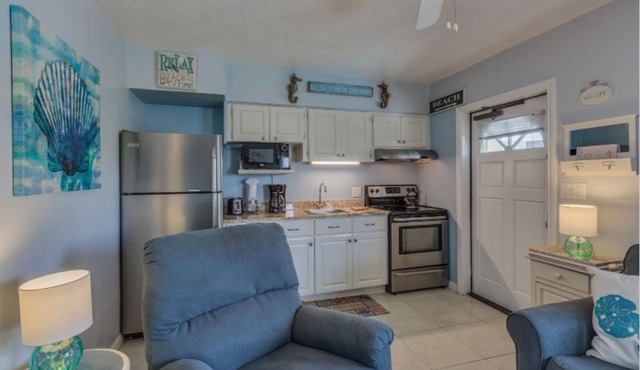 Five Palms Suite 207 - Daily - Weekly - Monthly