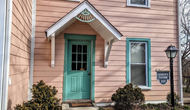 Five room suite designed for comfort and relaxing well located near downtown