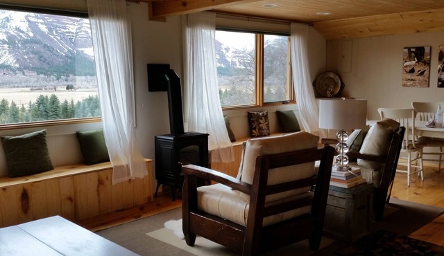 Five Star at James Ranch, Hermosa