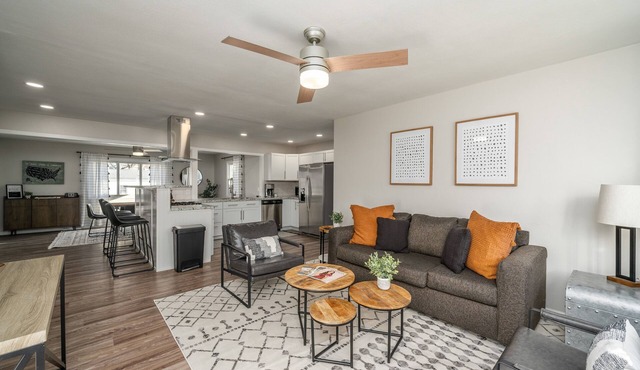 Five Star Flip- Bright & Renovated 3BR/2BA