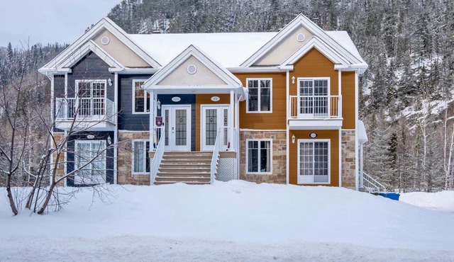 Fjord du Saguenay, Mont Édouard condo Chez la Belle Rose