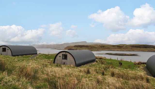 FLADDA, romantic, with a garden in Cullipool, Isle Of Luing