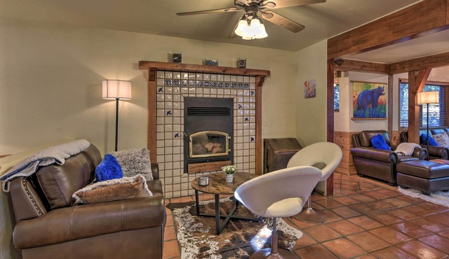 Flagstaff Home w/On-Site Trails, 3 Mi to Dtwn!