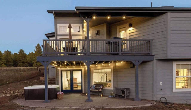 Flagstaff Lodge with Hot Tub