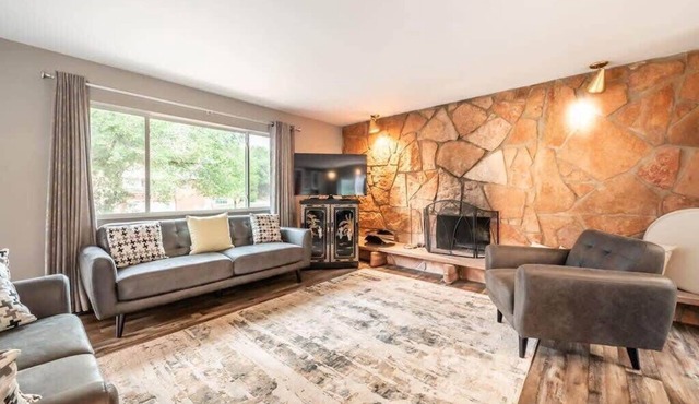 Flagstone Hall! Family Home w/Scenic Views