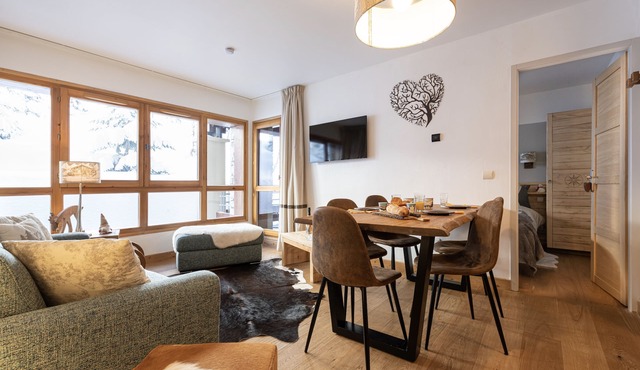 Flaine - 5* ski in/ski out residence, swimming pool, jacuzzi, sauna, hamam