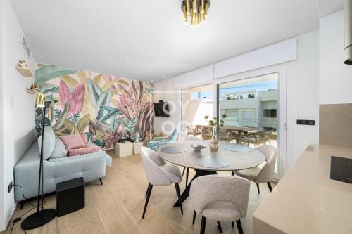 Flamenco Garden, GF design apt, heated pool, at Golf Resort - By Oyoostays