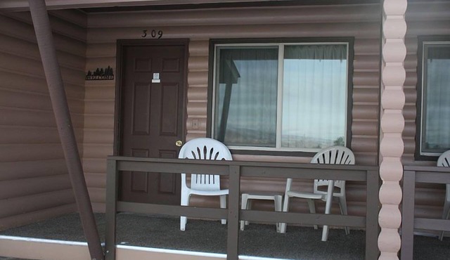 Flaming Gorge Resort