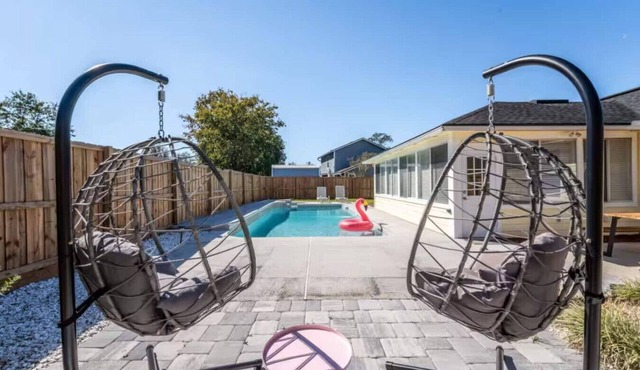 ~Flamingo Fiesta Sleeps 10 Cool Pool Free Cancel~