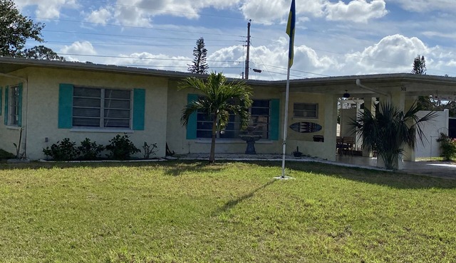 Flamingo House - Experience Old Florida!