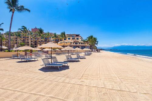 Flamingos Villa del Palmar Nuevo Vallarta