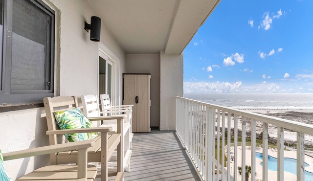 Flash Sale 2BR/2BA Gulf View | Sleeps 8