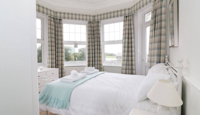 Flat 1, Cambridge Court