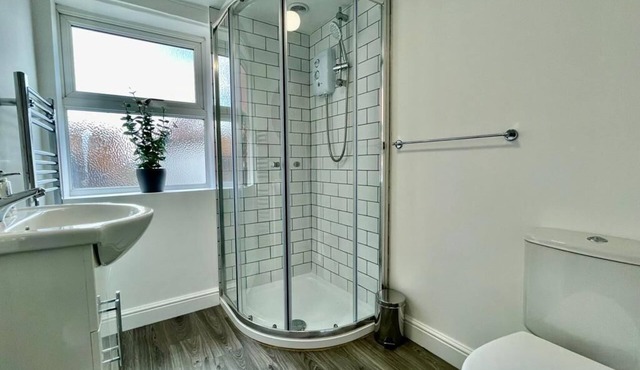 Flat 1 High Street Apartments, One Bed