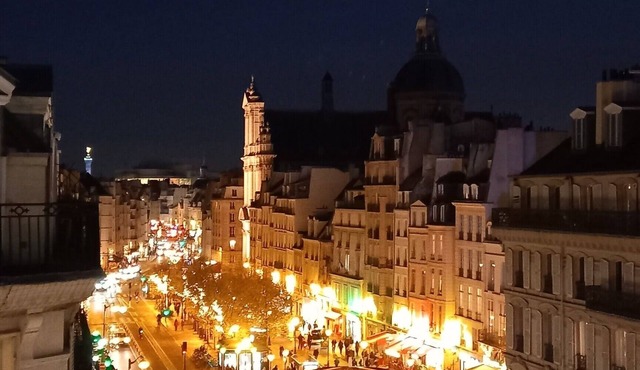 Flat 100 M2 center of Paris, 6 persons, near metro and bus stations