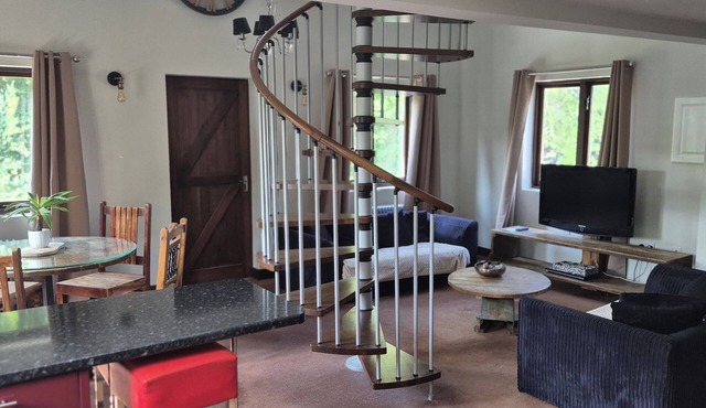 FLAT 3, THE OLD BAKEHOUSE, pet friendly in Ironbridge