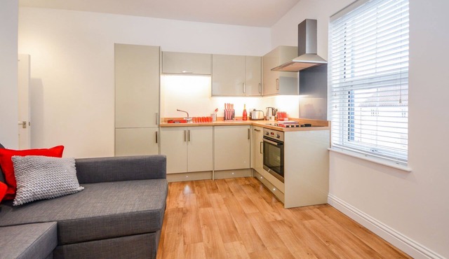 Flat 4 93a front street