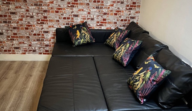 Flat 4 - Ensuite - Sofa Bed Only, No View