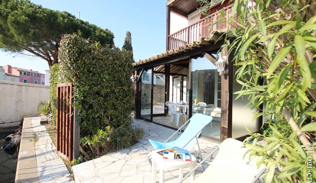 Flat 4 persons et 11 m mooring Port Grimaud