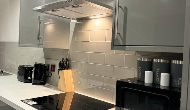 Flat 501 Chic Apartment Living