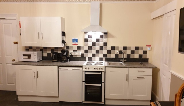 Flat 6 - Appletorre House Holiday Flats