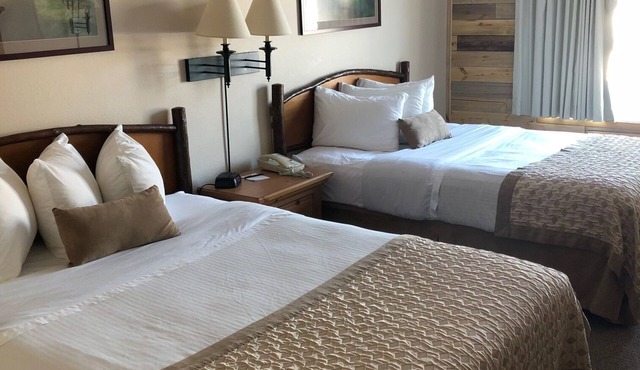 Flat Creek Lodge