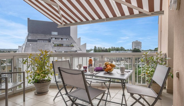 Flat for 4 - 300m from the center town